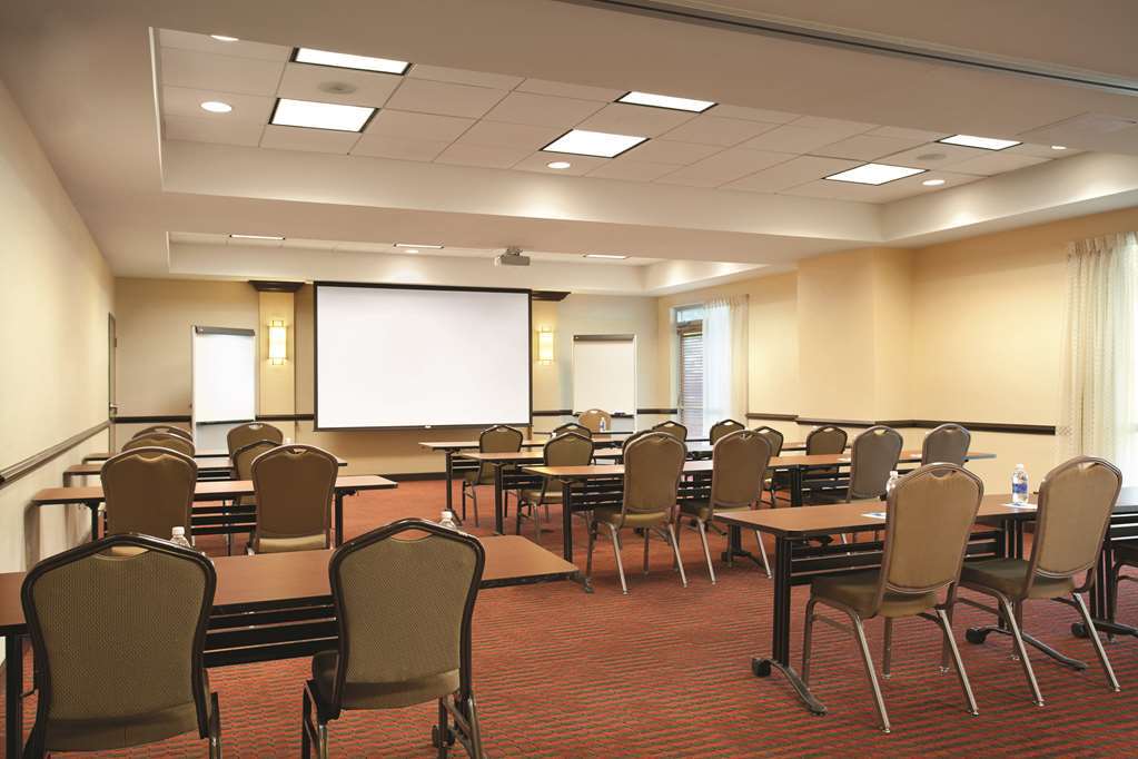 Hyatt Place Ontario/Rancho Cucamonga Facilități foto