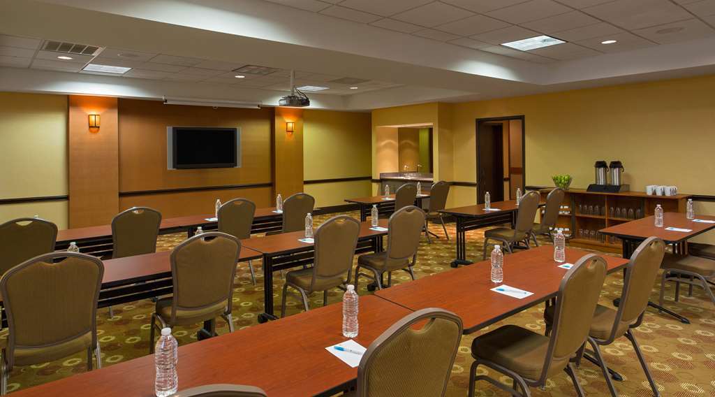 Hyatt Place Ontario/Rancho Cucamonga Facilități foto